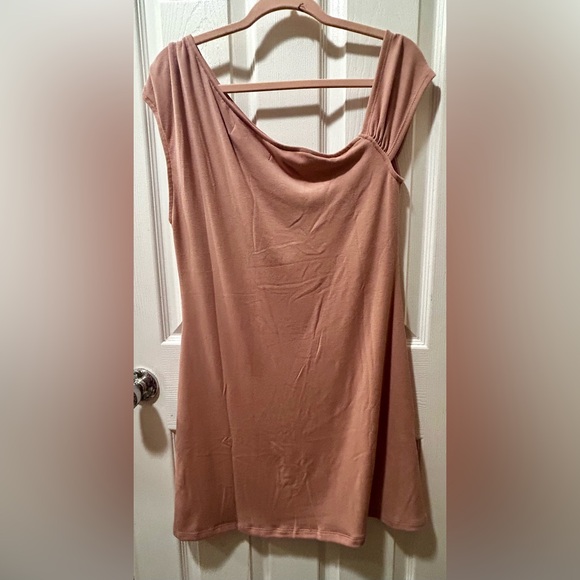 NWT FREE PEOPLE FP Beach Cora Mini
Dress in Tuscany-Size Large - Picture 6 of 7
